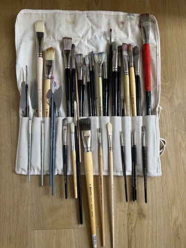 Artists oil paint - brushes, job